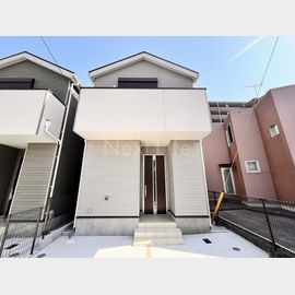 桜街道駅より徒歩1分 築2年4ヶ月 2階建の賃貸物件