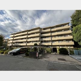 京王堀之内駅より徒歩10分 5階 築33年8ヶ月の賃貸物件