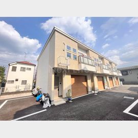 山田駅より徒歩5分 築2年3ヶ月 2階建の賃貸物件