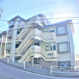 三ツ沢上町駅より徒歩7分 1階 築37年8ヶ月の賃貸物件