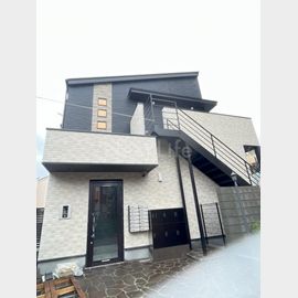 相模大野駅より徒歩8分 1階 築1年11ヶ月の賃貸物件