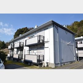 南大沢駅よりバス10分 築31年2ヶ月 2階建の賃貸物件