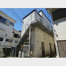 子安駅より徒歩7分 2階 築15年の賃貸物件