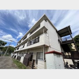 国領駅より徒歩9分 1階 築48年8ヶ月の賃貸物件