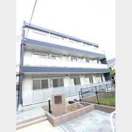 武蔵新城駅より徒歩13分 1階 築8年2ヶ月の賃貸物件