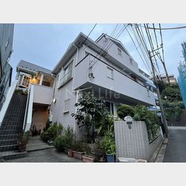 日吉駅より徒歩11分 1階 築35年8ヶ月の賃貸物件