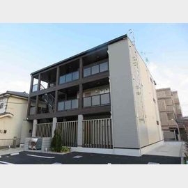 南大沢駅よりバス17分 3階 築2年10ヶ月の賃貸物件