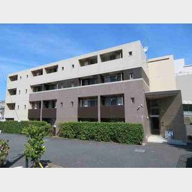 多摩センター駅より徒歩10分 築13年9ヶ月 4階建の賃貸物件