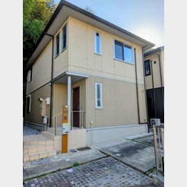 新横浜駅より徒歩4分 1階 築8年5ヶ月の賃貸物件