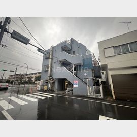 八王子駅よりバス15分 築36年4ヶ月 3階建の賃貸物件