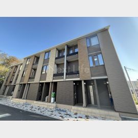 八王子駅よりバス17分 2階 築4年の賃貸物件