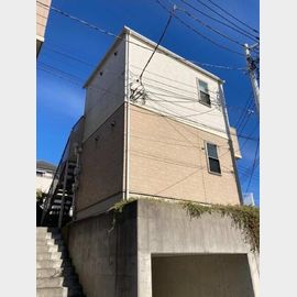 阪東橋駅より徒歩15分 1階 築19年3ヶ月の賃貸物件