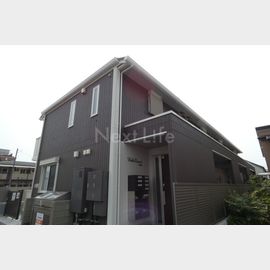 調布駅より徒歩12分 2階 築4年の賃貸物件