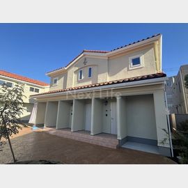 昭島駅より徒歩6分 築2年3ヶ月 2階建の賃貸物件