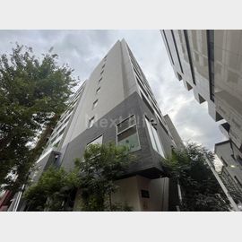 関内駅より徒歩3分 築7年10ヶ月 10階建の賃貸物件