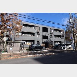 新松戸駅より徒歩11分 築1年8ヶ月 3階建の賃貸物件