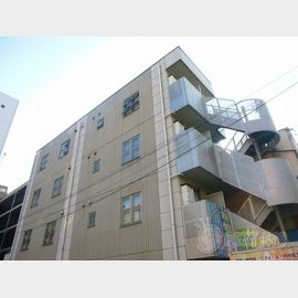 調布駅より徒歩2分 3階 築24年9ヶ月の賃貸物件