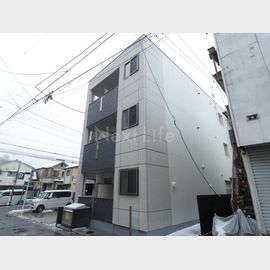 ロゼリア 3階 築3年4ヶ月の賃貸物件
