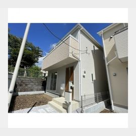 高尾駅よりバス9分 築3年 2階建の賃貸物件
