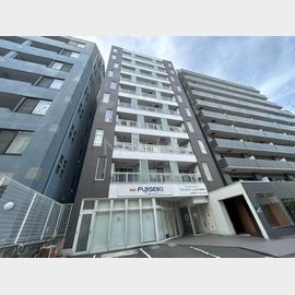 新横浜駅より徒歩8分 8階 築17年3ヶ月の賃貸物件