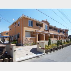 拝島駅より徒歩15分 築18年8ヶ月 2階建の賃貸物件