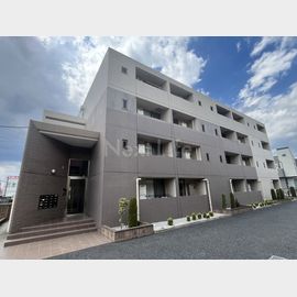 昭島駅よりバス16分 築11年9ヶ月 4階建の賃貸物件