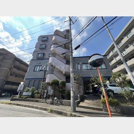 仲町台駅より徒歩1分 4階 築31年の賃貸物件