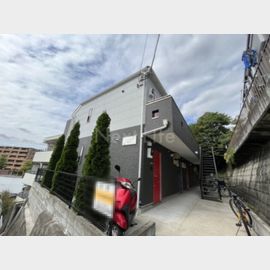 セントレジス新横浜 2階 築8年4ヶ月の賃貸物件