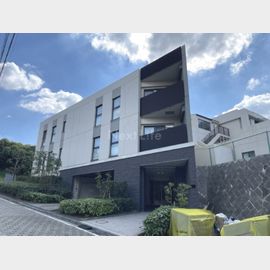 新横浜駅より徒歩14分 1階 築13年10ヶ月の賃貸物件