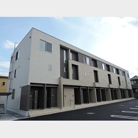 めじろ台駅より徒歩12分 築8年7ヶ月 3階建の賃貸物件