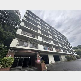 弘明寺駅よりバス5分 2階 築34年8ヶ月の賃貸物件