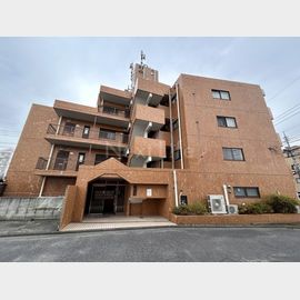 桜街道駅より徒歩15分 5階 築35年8ヶ月の賃貸物件