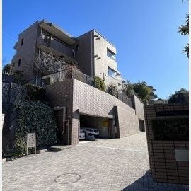 グローリア初穂大倉山の賃貸物件