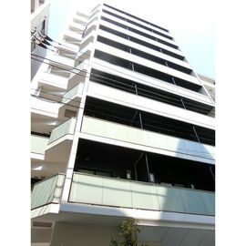 東神奈川駅より徒歩3分 10階 築10年2ヶ月の賃貸物件