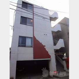 サロンボングウ 3階 築35年3ヶ月の賃貸物件