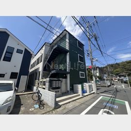高尾駅より徒歩9分 1階 築1年11ヶ月の賃貸物件