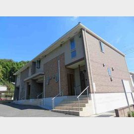 南大沢駅よりバス14分 2階 築8年3ヶ月の賃貸物件