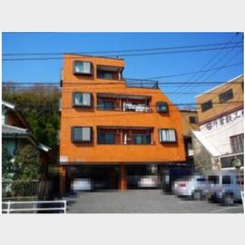 Ｔｒｅｓ—Ｙ 3階 築33年6ヶ月の賃貸物件