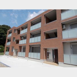 大口駅より徒歩13分 築7年9ヶ月 3階建の賃貸物件