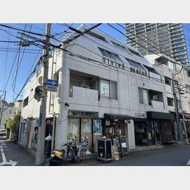 柏駅より徒歩4分 3階 築37年2ヶ月の賃貸物件