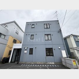 福生駅より徒歩3分 築16年1ヶ月 3階建の賃貸物件