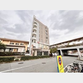 日野駅より徒歩1分 6階 築22年7ヶ月の賃貸物件