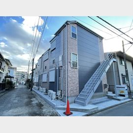 鶴間駅より徒歩3分 1階 築3年の賃貸物件