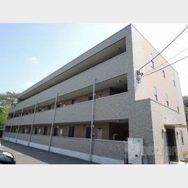 アンプルールフェールドリーミの賃貸物件