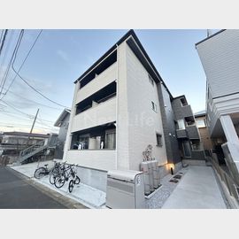 町田駅より徒歩10分 築2年 3階建の賃貸物件