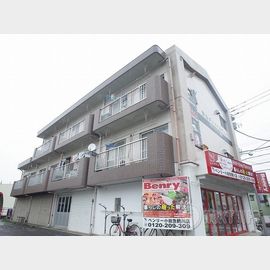 鶴川駅より徒歩15分 3階 築36年8ヶ月の賃貸物件