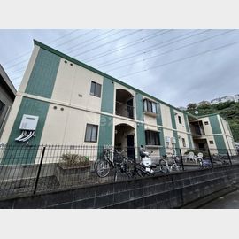 鶴見駅よりバス15分 1階 築35年の賃貸物件