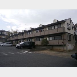 宮前平駅よりバス8分 1階 築30年10ヶ月の賃貸物件