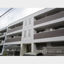 小田栄駅より徒歩22分 築6年7ヶ月 3階建の賃貸物件