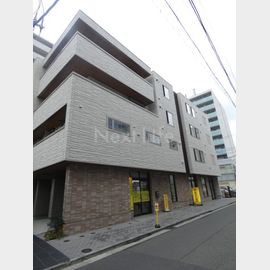 鶴見駅より徒歩3分 築4年8ヶ月 4階建の賃貸物件